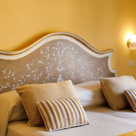 Zi' Teresa Hotel