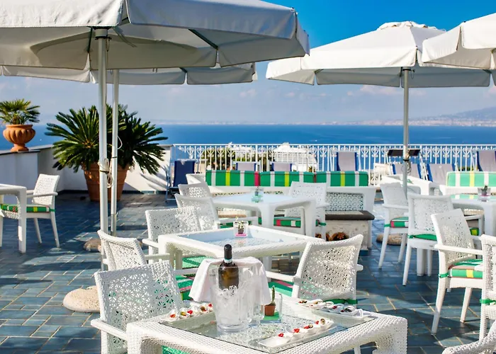 ズィ テレサ ホテル ソレント