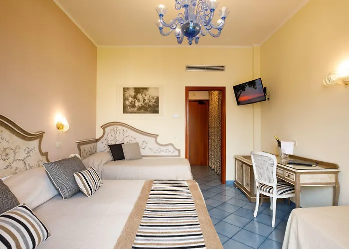 ズィ テレサ ホテル ソレント