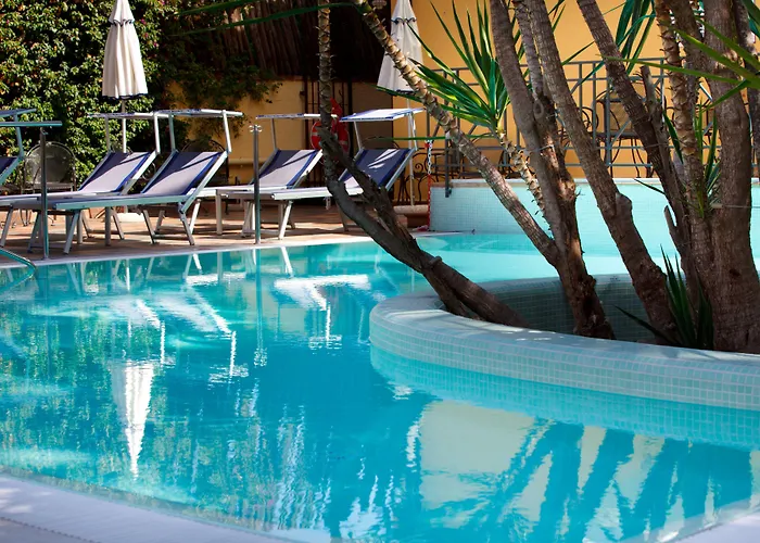 ホテル ズィ テレサ 4*