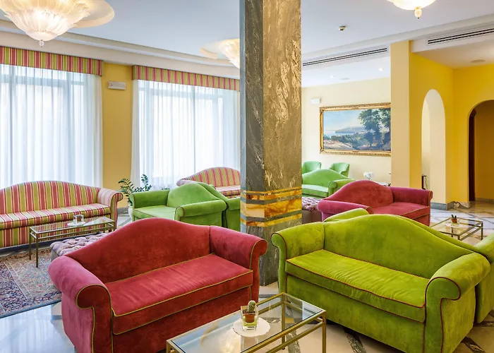 ホテル ズィ テレサ 4*